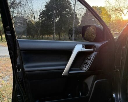 Чорний Тойота Ленд Крузер Прадо 150, об'ємом двигуна 4 л та пробігом 78 тис. км за 45000 $, фото 11 на Automoto.ua