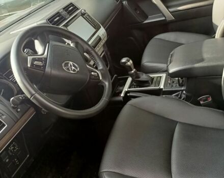 Чорний Тойота Ленд Крузер Прадо 150, об'ємом двигуна 4 л та пробігом 33 тис. км за 43500 $, фото 10 на Automoto.ua