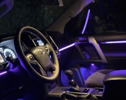 Чорний Тойота Ленд Крузер Прадо 150, об'ємом двигуна 2.8 л та пробігом 93 тис. км за 45000 $, фото 7 на Automoto.ua