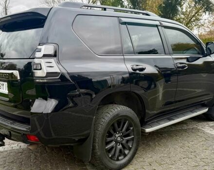 Черный Тойота Ленд Крузер Прадо 150, объемом двигателя 2.8 л и пробегом 200 тыс. км за 42000 $, фото 3 на Automoto.ua