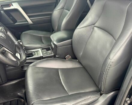 Черный Тойота Ленд Крузер Прадо 150, объемом двигателя 2.8 л и пробегом 200 тыс. км за 42000 $, фото 20 на Automoto.ua