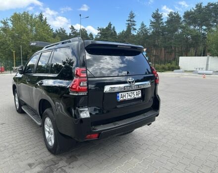 Чорний Тойота Ленд Крузер Прадо 150, об'ємом двигуна 4 л та пробігом 33 тис. км за 43500 $, фото 3 на Automoto.ua