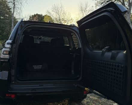 Чорний Тойота Ленд Крузер Прадо 150, об'ємом двигуна 4 л та пробігом 78 тис. км за 45000 $, фото 6 на Automoto.ua