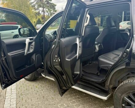 Черный Тойота Ленд Крузер Прадо 150, объемом двигателя 2.8 л и пробегом 200 тыс. км за 42000 $, фото 11 на Automoto.ua