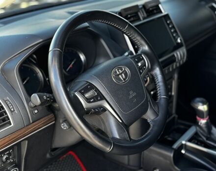 Чорний Тойота Ленд Крузер Прадо 150, об'ємом двигуна 4 л та пробігом 139 тис. км за 46900 $, фото 4 на Automoto.ua