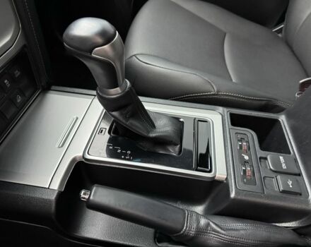 Черный Тойота Ленд Крузер Прадо 150, объемом двигателя 4 л и пробегом 62 тыс. км за 46000 $, фото 16 на Automoto.ua