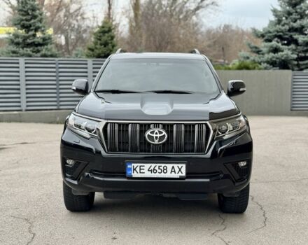 Черный Тойота Ленд Крузер Прадо 150, объемом двигателя 4 л и пробегом 62 тыс. км за 46000 $, фото 1 на Automoto.ua
