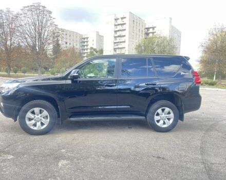 Чорний Тойота Ленд Крузер Прадо 150, об'ємом двигуна 2.8 л та пробігом 93 тис. км за 41000 $, фото 2 на Automoto.ua