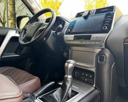 Черный Тойота Ленд Крузер Прадо 150, объемом двигателя 4 л и пробегом 56 тыс. км за 49999 $, фото 15 на Automoto.ua