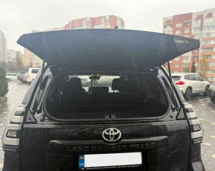 Черный Тойота Ленд Крузер Прадо 150, объемом двигателя 2.8 л и пробегом 70 тыс. км за 53490 $, фото 21 на Automoto.ua