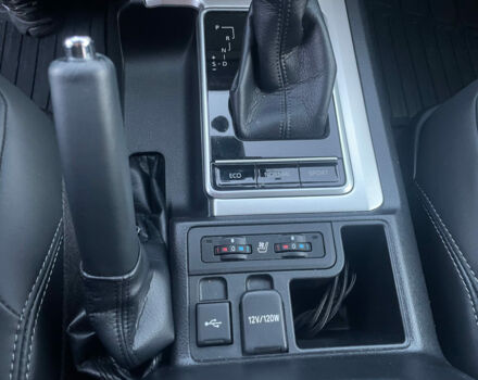 Черный Тойота Ленд Крузер Прадо 150, объемом двигателя 2.8 л и пробегом 11 тыс. км за 68990 $, фото 37 на Automoto.ua