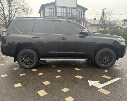 Черный Тойота Ленд Крузер Прадо 150, объемом двигателя 2.8 л и пробегом 70 тыс. км за 53490 $, фото 2 на Automoto.ua