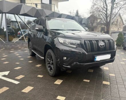 Черный Тойота Ленд Крузер Прадо 150, объемом двигателя 2.8 л и пробегом 70 тыс. км за 53490 $, фото 3 на Automoto.ua