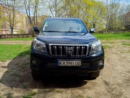 Черный Тойота Ленд Крузер Прадо 150, объемом двигателя 4 л и пробегом 260 тыс. км за 27000 $, фото 1 на Automoto.ua