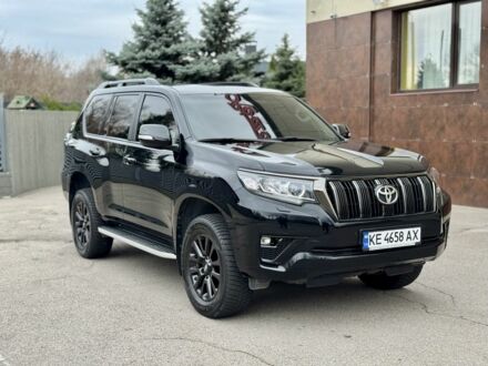 Черный Тойота Ленд Крузер Прадо 150, объемом двигателя 4 л и пробегом 62 тыс. км за 46000 $, фото 1 на Automoto.ua