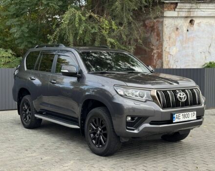 Сірий Тойота Ленд Крузер Прадо 150, об'ємом двигуна 4 л та пробігом 62 тис. км за 49500 $, фото 1 на Automoto.ua