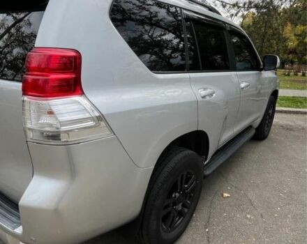 Серый Тойота Ленд Крузер Прадо 150, объемом двигателя 3 л и пробегом 203 тыс. км за 23000 $, фото 2 на Automoto.ua