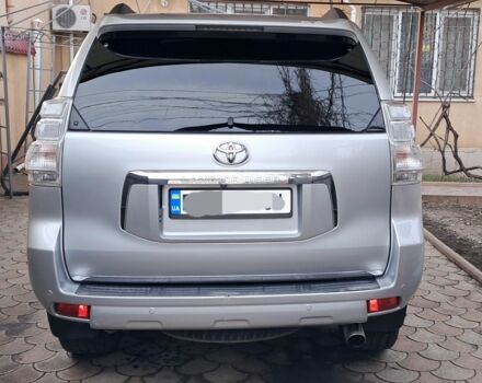 Сірий Тойота Ленд Крузер Прадо 150, об'ємом двигуна 3 л та пробігом 273 тис. км за 23000 $, фото 2 на Automoto.ua