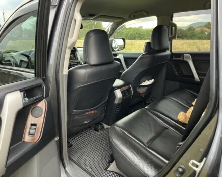 Сірий Тойота Ленд Крузер Прадо 150, об'ємом двигуна 3 л та пробігом 240 тис. км за 24500 $, фото 7 на Automoto.ua