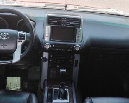 Серый Тойота Ленд Крузер Прадо 150, объемом двигателя 3 л и пробегом 274 тыс. км за 21600 $, фото 7 на Automoto.ua