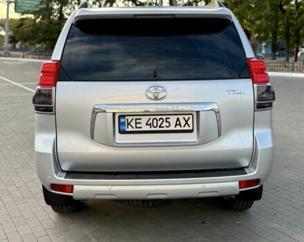 Серый Тойота Ленд Крузер Прадо 150, объемом двигателя 4 л и пробегом 173 тыс. км за 27000 $, фото 3 на Automoto.ua