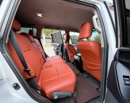 Сірий Тойота Ленд Крузер Прадо 150, об'ємом двигуна 2.7 л та пробігом 208 тис. км за 19999 $, фото 5 на Automoto.ua