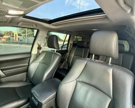 Серый Тойота Ленд Крузер Прадо 150, объемом двигателя 4 л и пробегом 173 тыс. км за 27000 $, фото 14 на Automoto.ua