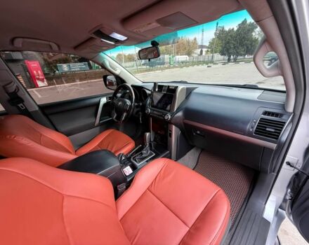 Сірий Тойота Ленд Крузер Прадо 150, об'ємом двигуна 2.7 л та пробігом 208 тис. км за 19999 $, фото 4 на Automoto.ua