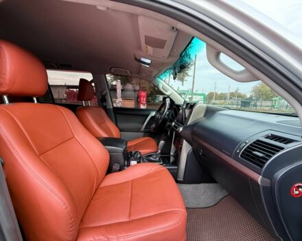 Сірий Тойота Ленд Крузер Прадо 150, об'ємом двигуна 2.7 л та пробігом 208 тис. км за 19999 $, фото 6 на Automoto.ua