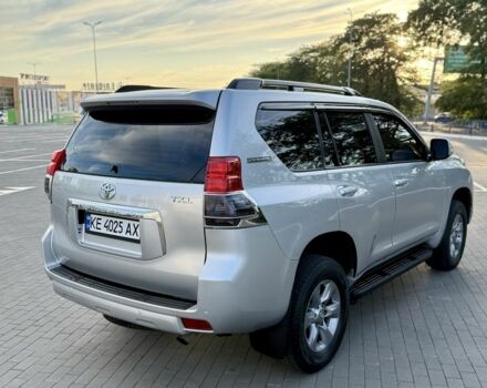 Серый Тойота Ленд Крузер Прадо 150, объемом двигателя 4 л и пробегом 173 тыс. км за 27000 $, фото 10 на Automoto.ua