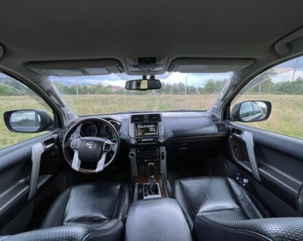 Сірий Тойота Ленд Крузер Прадо 150, об'ємом двигуна 3 л та пробігом 240 тис. км за 24500 $, фото 6 на Automoto.ua