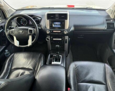 Серый Тойота Ленд Крузер Прадо 150, объемом двигателя 4 л и пробегом 240 тыс. км за 22950 $, фото 6 на Automoto.ua