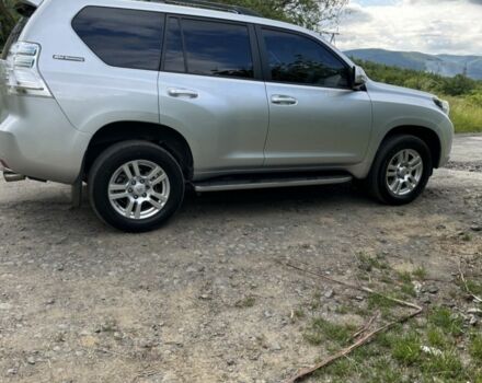 Серый Тойота Ленд Крузер Прадо 150, объемом двигателя 0 л и пробегом 250 тыс. км за 25000 $, фото 5 на Automoto.ua