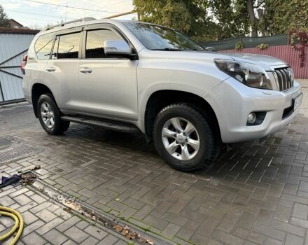 Серый Тойота Ленд Крузер Прадо 150, объемом двигателя 2.7 л и пробегом 168 тыс. км за 18700 $, фото 3 на Automoto.ua