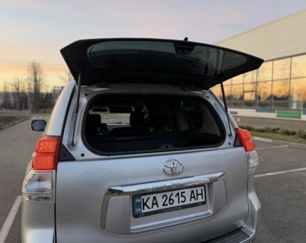Сірий Тойота Ленд Крузер Прадо 150, об'ємом двигуна 3 л та пробігом 240 тис. км за 21500 $, фото 5 на Automoto.ua