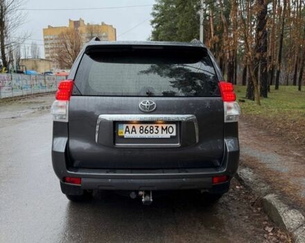 Серый Тойота Ленд Крузер Прадо 150, объемом двигателя 3 л и пробегом 185 тыс. км за 25500 $, фото 2 на Automoto.ua