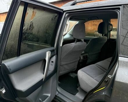 Серый Тойота Ленд Крузер Прадо 150, объемом двигателя 3 л и пробегом 185 тыс. км за 25500 $, фото 12 на Automoto.ua