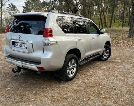 Серый Тойота Ленд Крузер Прадо 150, объемом двигателя 3 л и пробегом 490 тыс. км за 22500 $, фото 3 на Automoto.ua