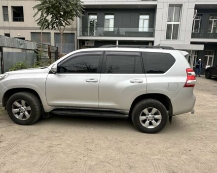 Серый Тойота Ленд Крузер Прадо 150, объемом двигателя 4 л и пробегом 280 тыс. км за 17000 $, фото 2 на Automoto.ua