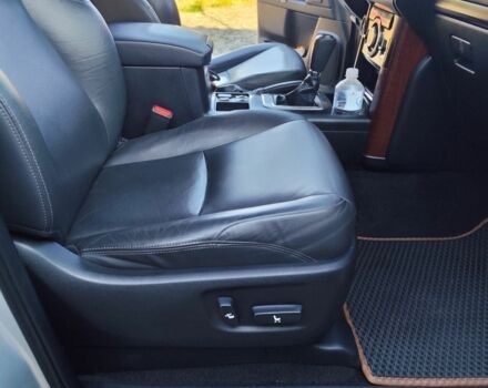 Серый Тойота Ленд Крузер Прадо 150, объемом двигателя 4 л и пробегом 111 тыс. км за 30500 $, фото 4 на Automoto.ua