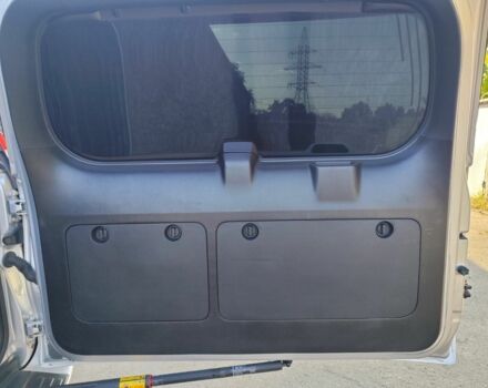 Серый Тойота Ленд Крузер Прадо 150, объемом двигателя 4 л и пробегом 111 тыс. км за 30500 $, фото 7 на Automoto.ua