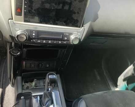 Сірий Тойота Ленд Крузер Прадо 150, об'ємом двигуна 3 л та пробігом 217 тис. км за 27000 $, фото 7 на Automoto.ua