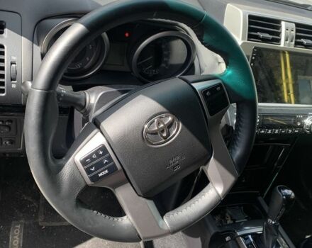 Сірий Тойота Ленд Крузер Прадо 150, об'ємом двигуна 3 л та пробігом 217 тис. км за 27000 $, фото 6 на Automoto.ua