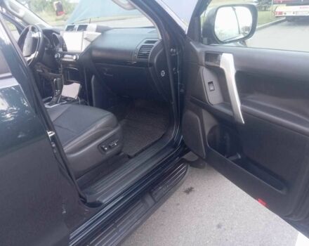 Сірий Тойота Ленд Крузер Прадо 150, об'ємом двигуна 2.8 л та пробігом 230 тис. км за 740 $, фото 13 на Automoto.ua