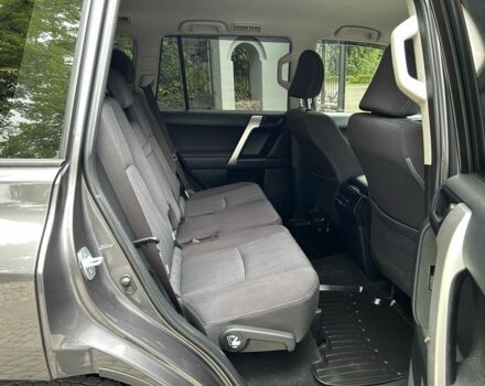 Серый Тойота Ленд Крузер Прадо 150, объемом двигателя 2.7 л и пробегом 51 тыс. км за 32400 $, фото 7 на Automoto.ua