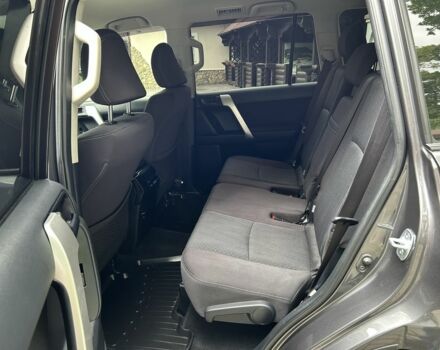 Серый Тойота Ленд Крузер Прадо 150, объемом двигателя 2.7 л и пробегом 51 тыс. км за 32400 $, фото 8 на Automoto.ua