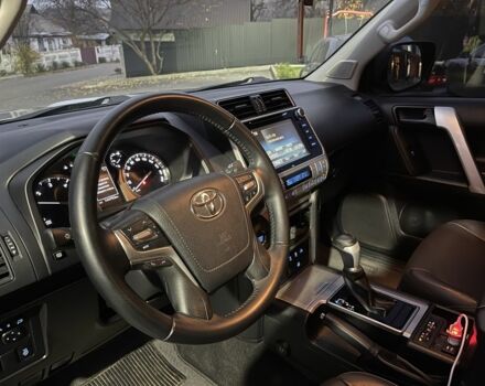 Серый Тойота Ленд Крузер Прадо 150, объемом двигателя 2.8 л и пробегом 144 тыс. км за 37000 $, фото 13 на Automoto.ua