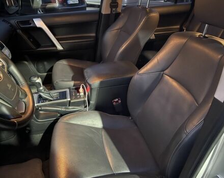 Серый Тойота Ленд Крузер Прадо 150, объемом двигателя 2.8 л и пробегом 144 тыс. км за 37000 $, фото 17 на Automoto.ua