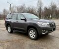 Серый Тойота Ленд Крузер Прадо 150, объемом двигателя 2.7 л и пробегом 159 тыс. км за 27800 $, фото 1 на Automoto.ua