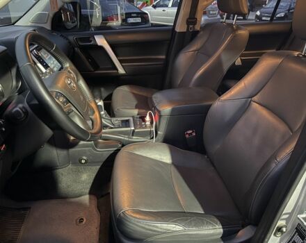 Серый Тойота Ленд Крузер Прадо 150, объемом двигателя 2.8 л и пробегом 144 тыс. км за 37000 $, фото 14 на Automoto.ua